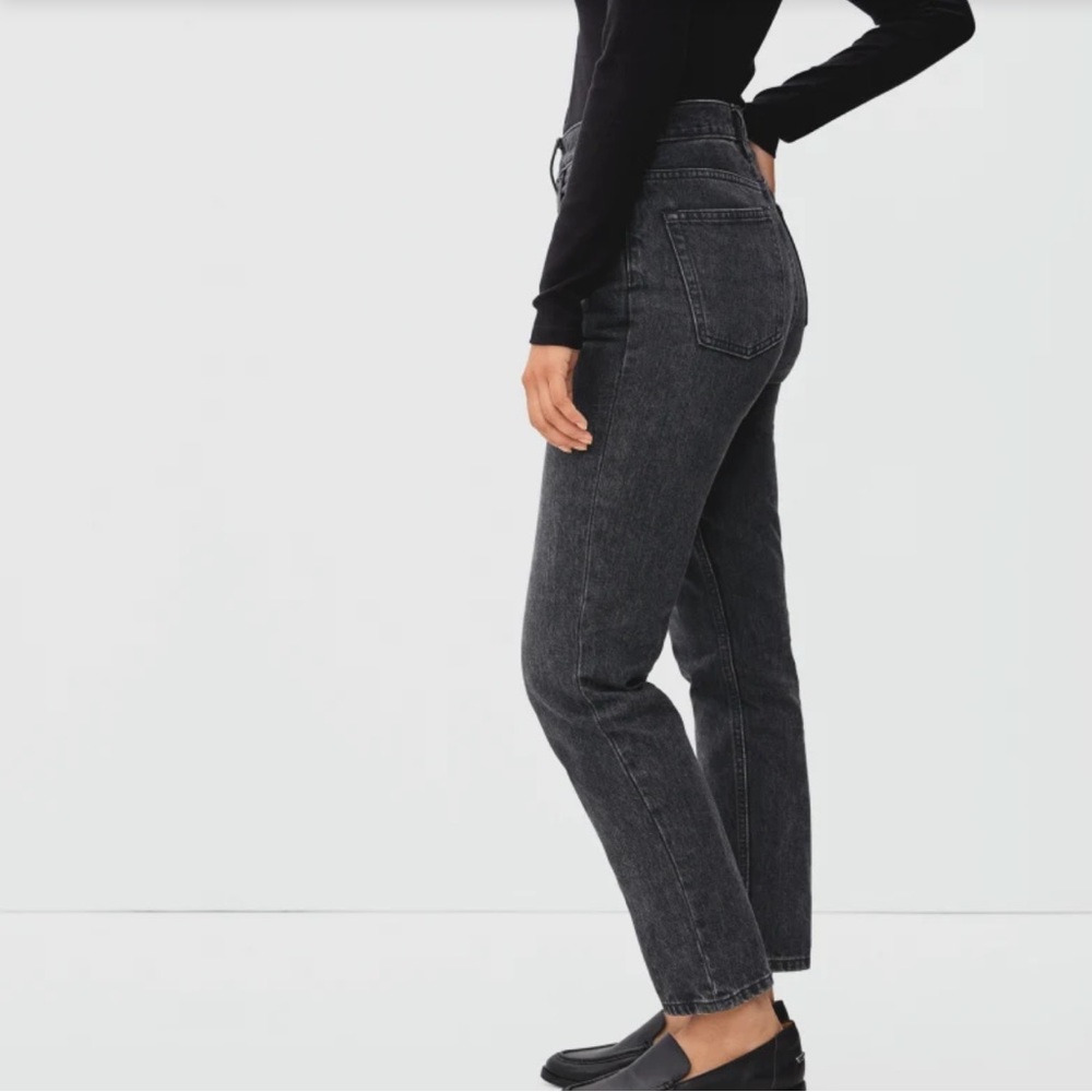 Everlane 90’s Cheeky Cropped Jeans Washed Black Size 26